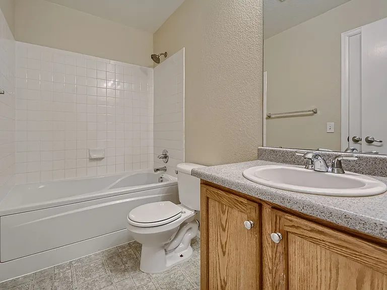 18817 E 57th Pl — Photo 19