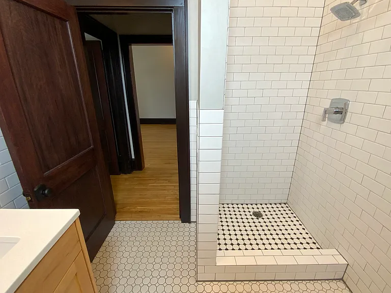 1202 Tower Ave — Photo 170