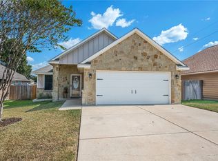 4136 Whispering Creek Dr, College Station, TX 77845