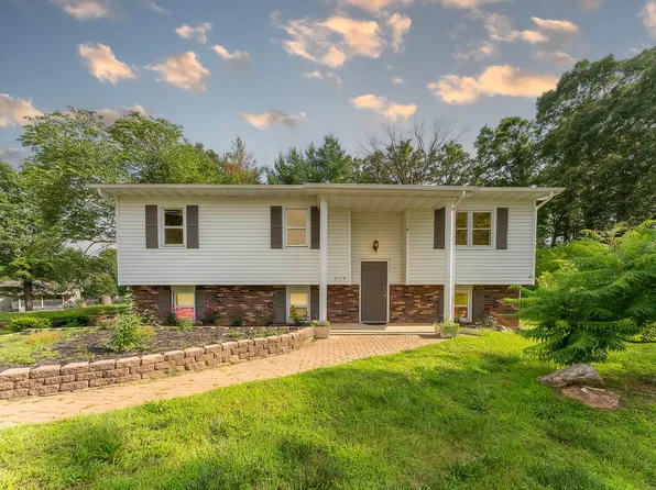 2108 Howard Avenue, West Plains, MO 65775