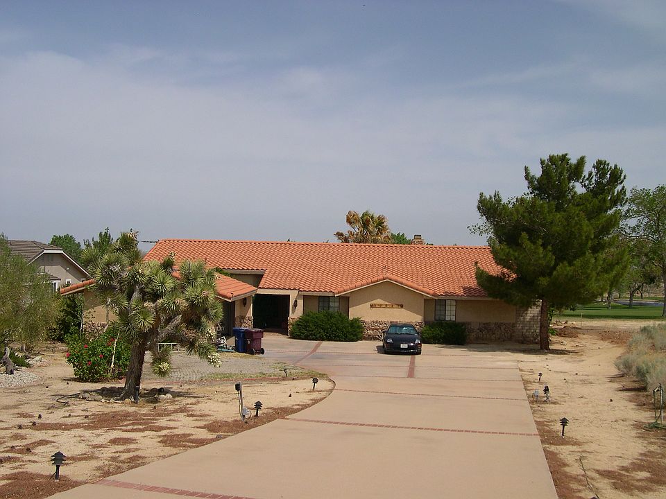 1st image of 32041 Saint Anne Dr