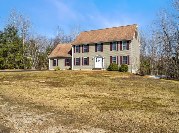 15 Winding Brook Drive, Berwick, ME 03901