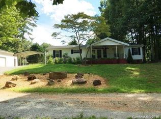 212 Cottonwood Dr, Mount Holly, NC 28120