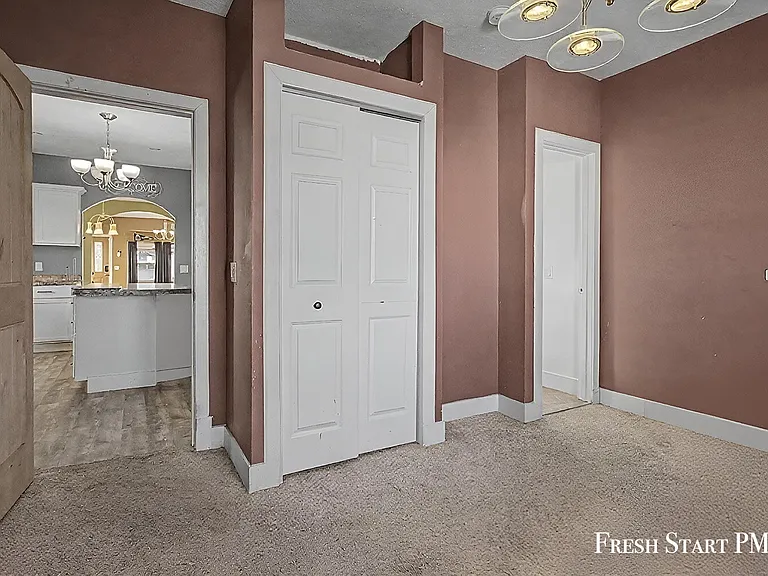 1113 Alpine Ave NW — Photo 33