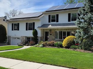 966 Wesley Ave, Huntingdon Valley, PA 19006