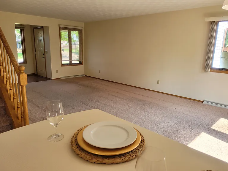 72 Brighton Cir — Photo 4