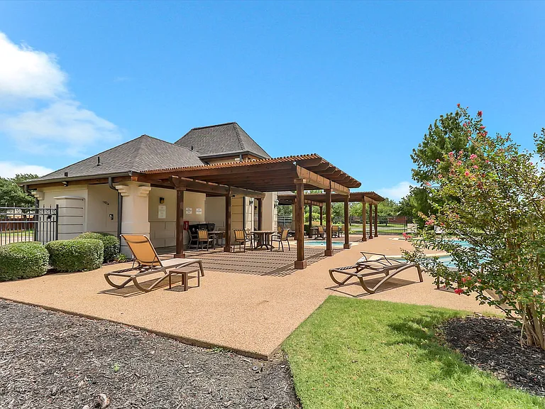 4154 Parterre Dr — Photo 30