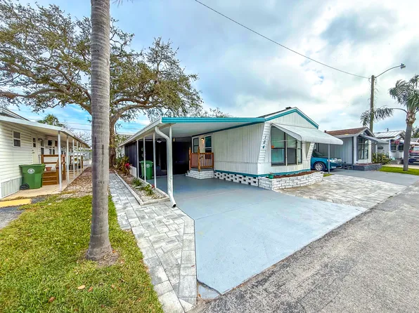 104 Lazy Ave, Bradenton, FL 34208