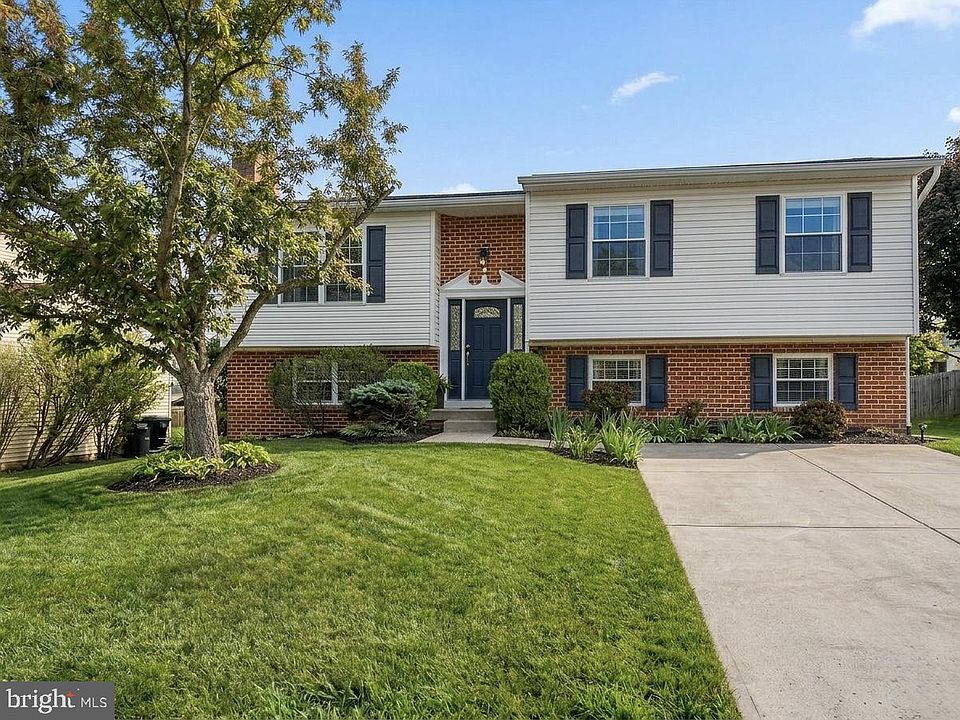 1st image of 3815 Perryhurst Pl
