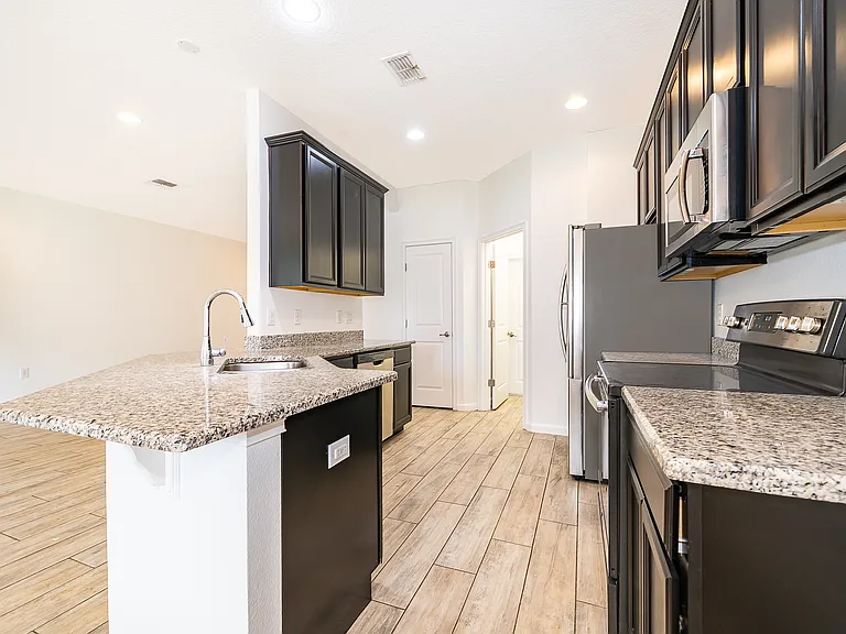 252 Trinity Ridge Cir — Photo 5