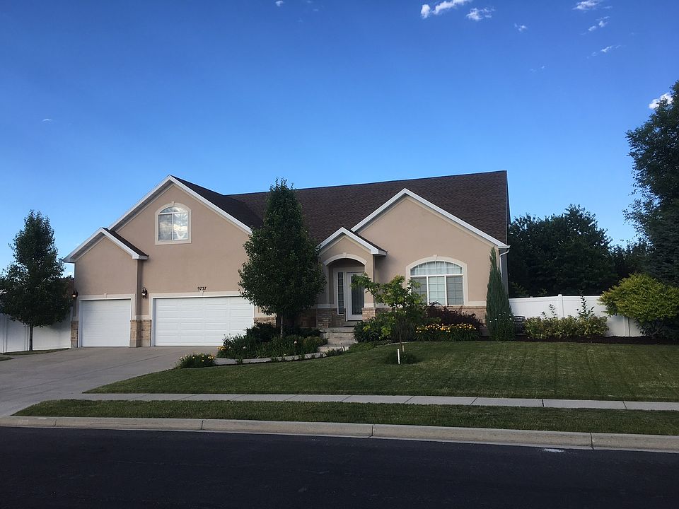 1st image of 9737 S Woodridge Dr