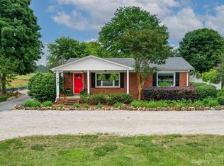 4197 Stallings Rd, Harrisburg, NC 28075