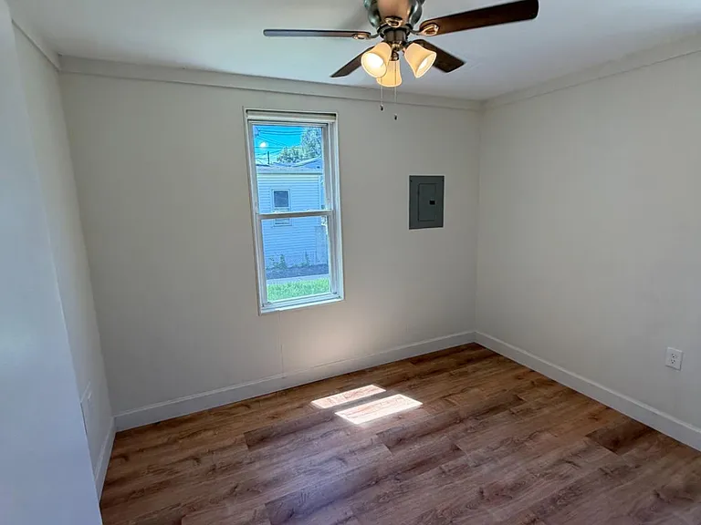1629 Lincoln Ave #1 — Photo 29