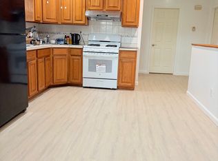 7712 168th St #2, Fresh Meadows, NY 11366
