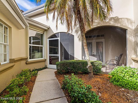 4th image of 4726 Parkstone Dr