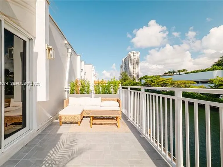 3745 NE 171st St #CU-27 — Photo 14