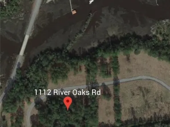 1112 River Oaks Rd, Brunswick, GA 31523