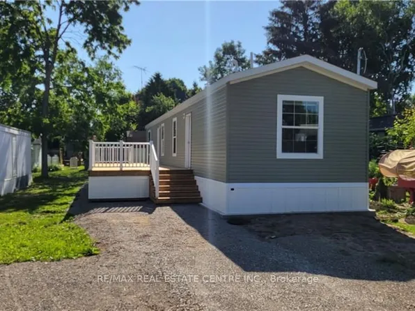 77 Park Ln, Hamilton, ON L9G 1K8