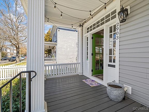 4th image of 2903 Montrose Ave