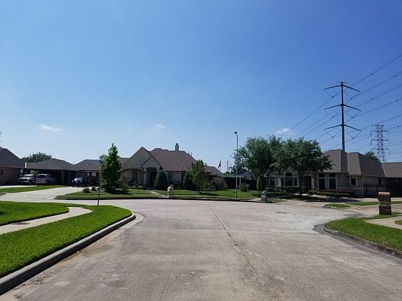 5th image of 2201 W Lonesome Dove Dr #D