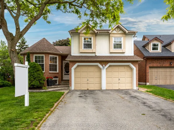 2015 Blairwood Ct, Pickering, ON L1X 2S3