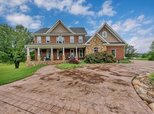 3417 Seebers Ct, Louisville, TN 37777