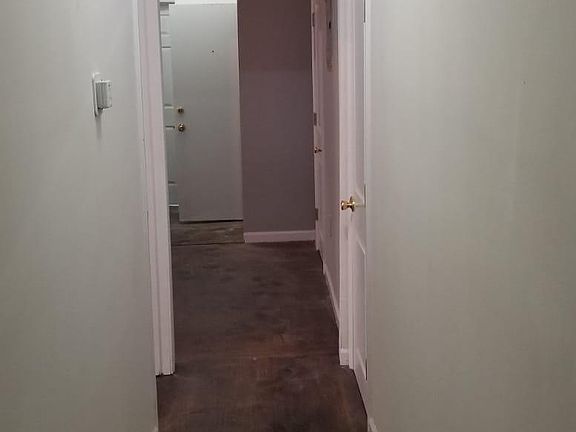 4th image of 66 Grace St #1R