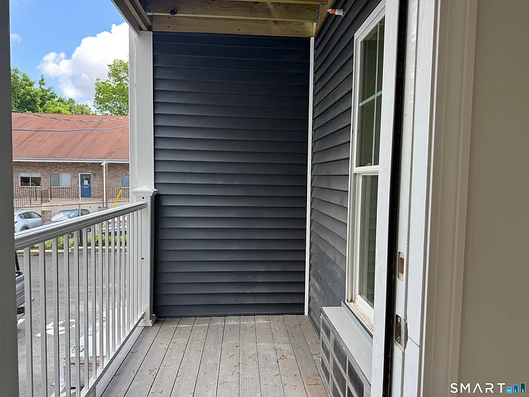 1085-10 Whalley Ave #10 — Photo 5