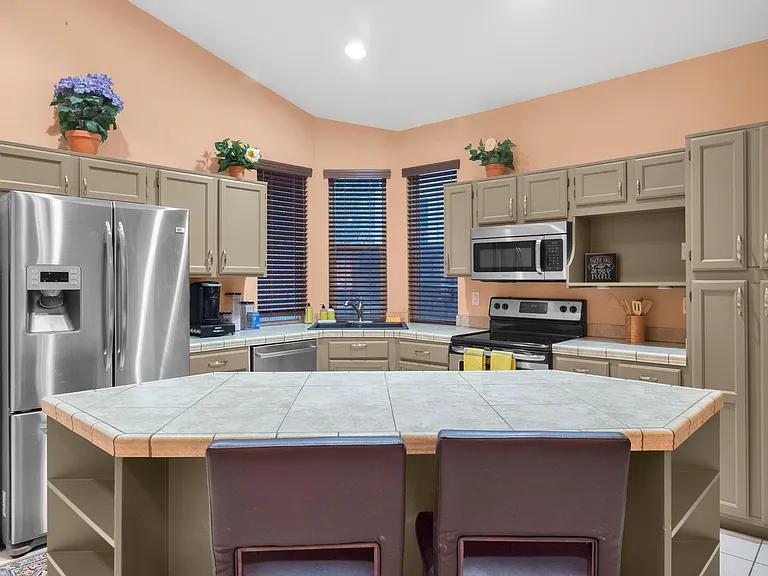 4232 E Rancho Caliente Dr — Photo 14