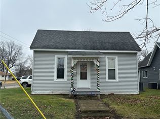 814 Vance St, Paris, IL