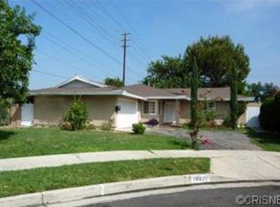 18821 Arminta St, Reseda, CA 91335