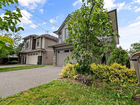 3rd image of 9239 McNaught Rd