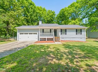 545 Casey Dr S, Winder, GA 30680