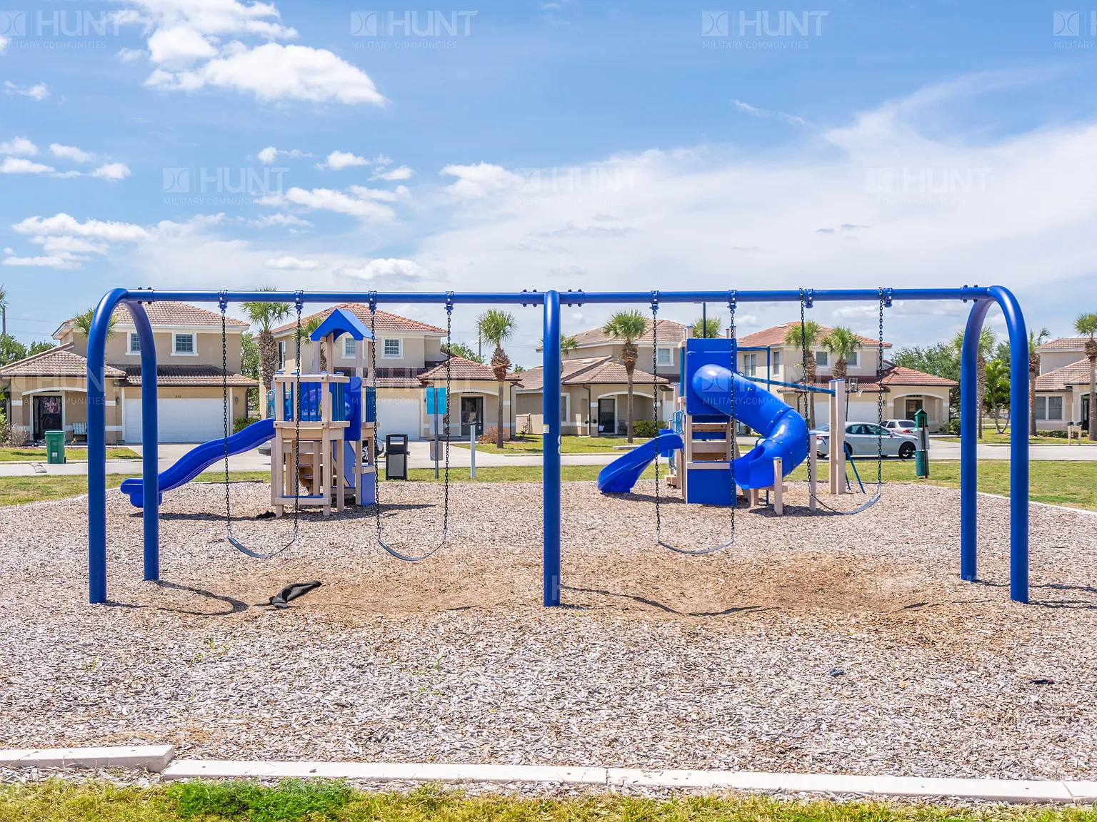 3 bed, 2.5 bath, 1812 sqft, $2,916 — Photo 3