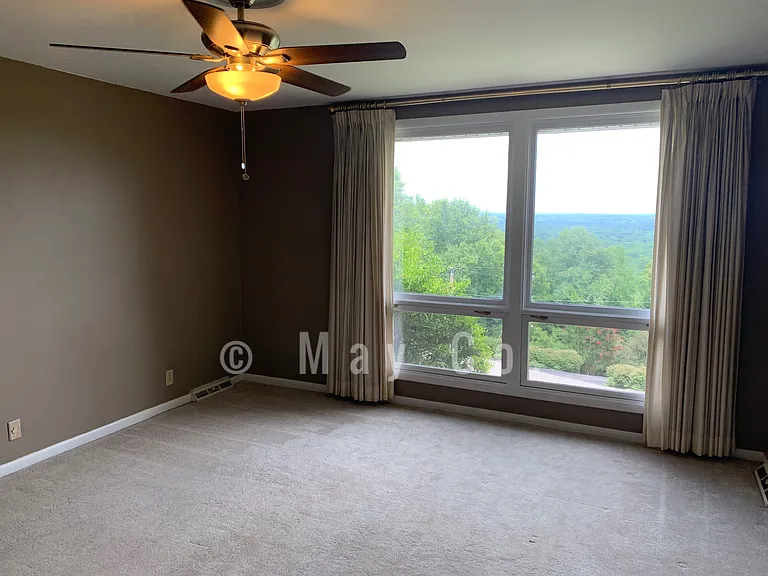 1528 Dresden Cir — Photo 13