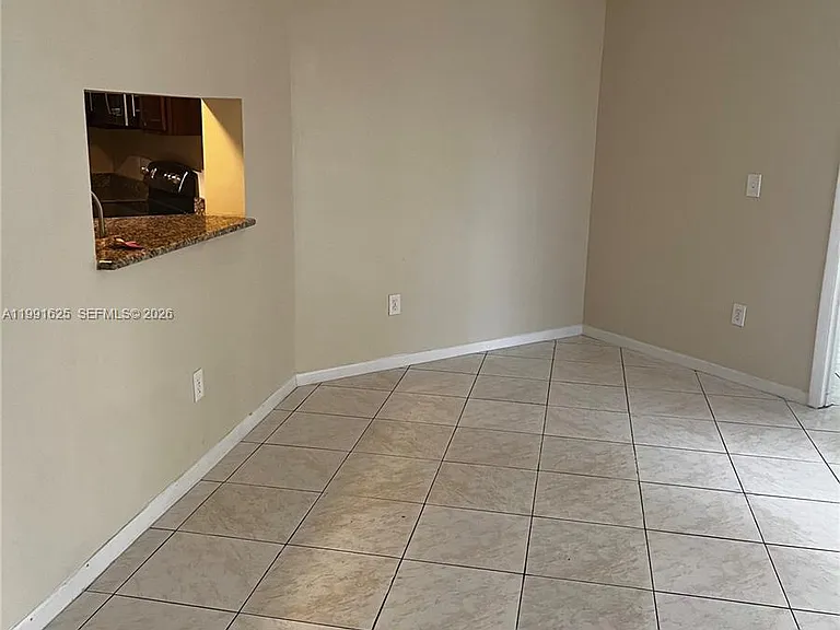 802 Constitution Dr #802B — Photo 4