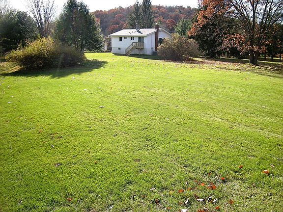 3rd image of 161 E Cookingham Dr