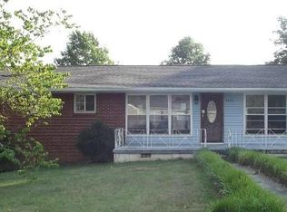 5225 NE Clairidge Rd, Knoxville, TN 37918