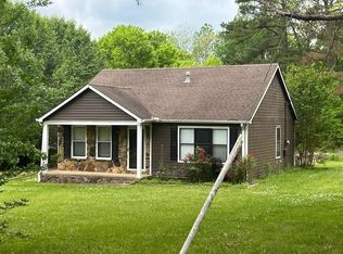 72 Pyron St, Adamsville, TN 38310