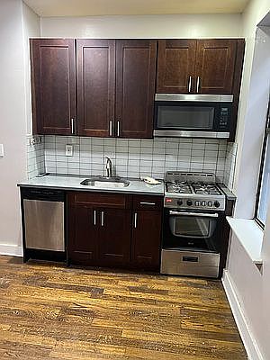 2nd image of 2233 Ocean Ave APT A1