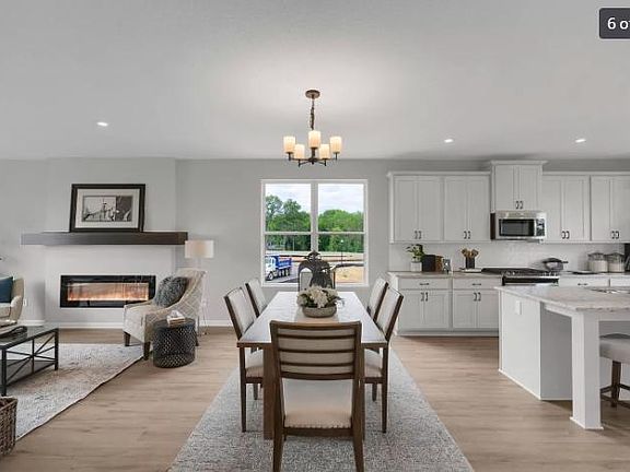 5th image of 8648 London Cir NE