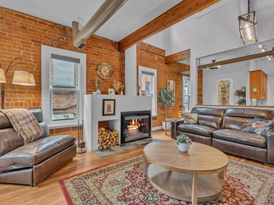 113 S 4th Ave APT 6, Ann Arbor, MI, 48104