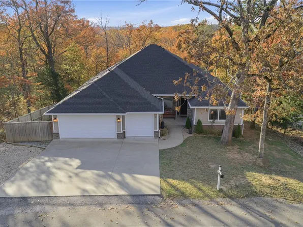 2 James Ln, Bella Vista, AR 72714