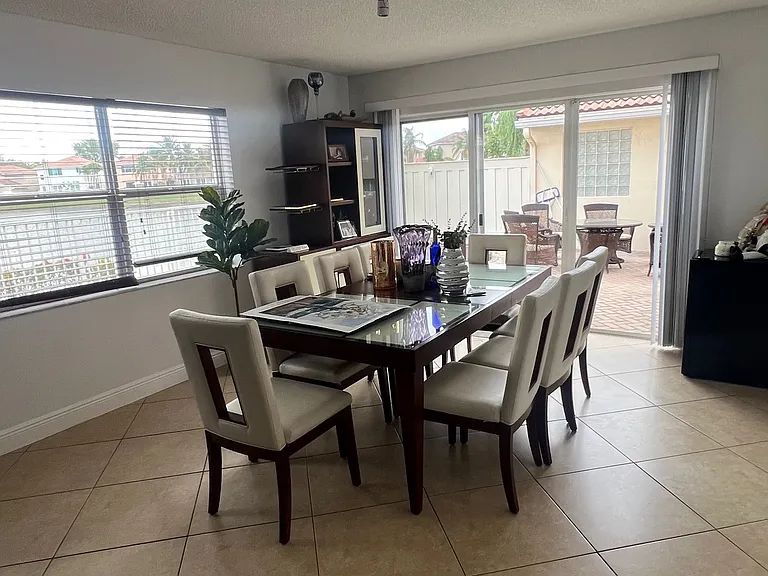 1590 Seagrape Way — Photo 14