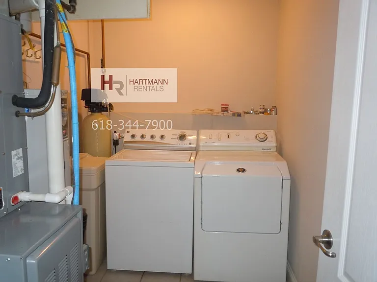123 W Center St — Photo 17