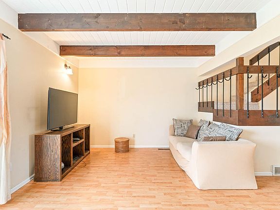 5th image of 1700 Palm Dr #1