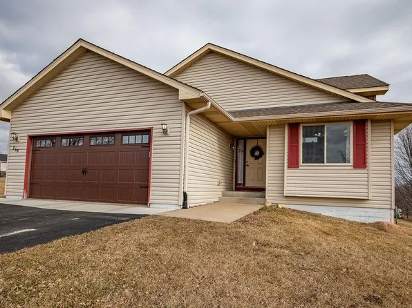 868 N Grant St, Ellsworth, WI 54011