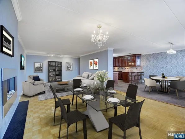 250 Gorge Rd APT 16D, Cliffside Park, NJ 07010