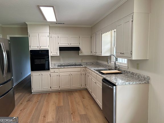 5th image of 501 Kissingbower Rd