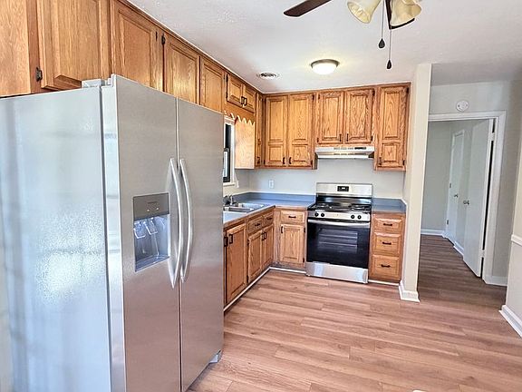 4th image of 22 Tipperary Dr